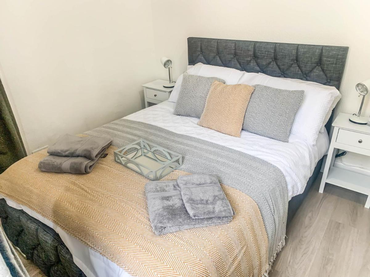 The Rosebery Retreat By The Castle 1-Bed Apartment Inverness Eksteriør bilde