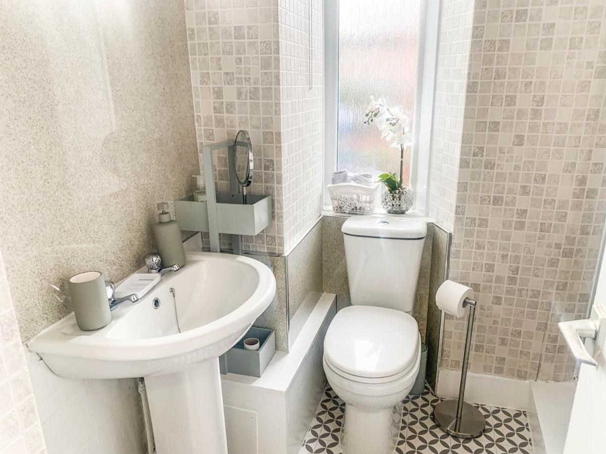 The Rosebery Retreat By The Castle 1-Bed Apartment Inverness Eksteriør bilde
