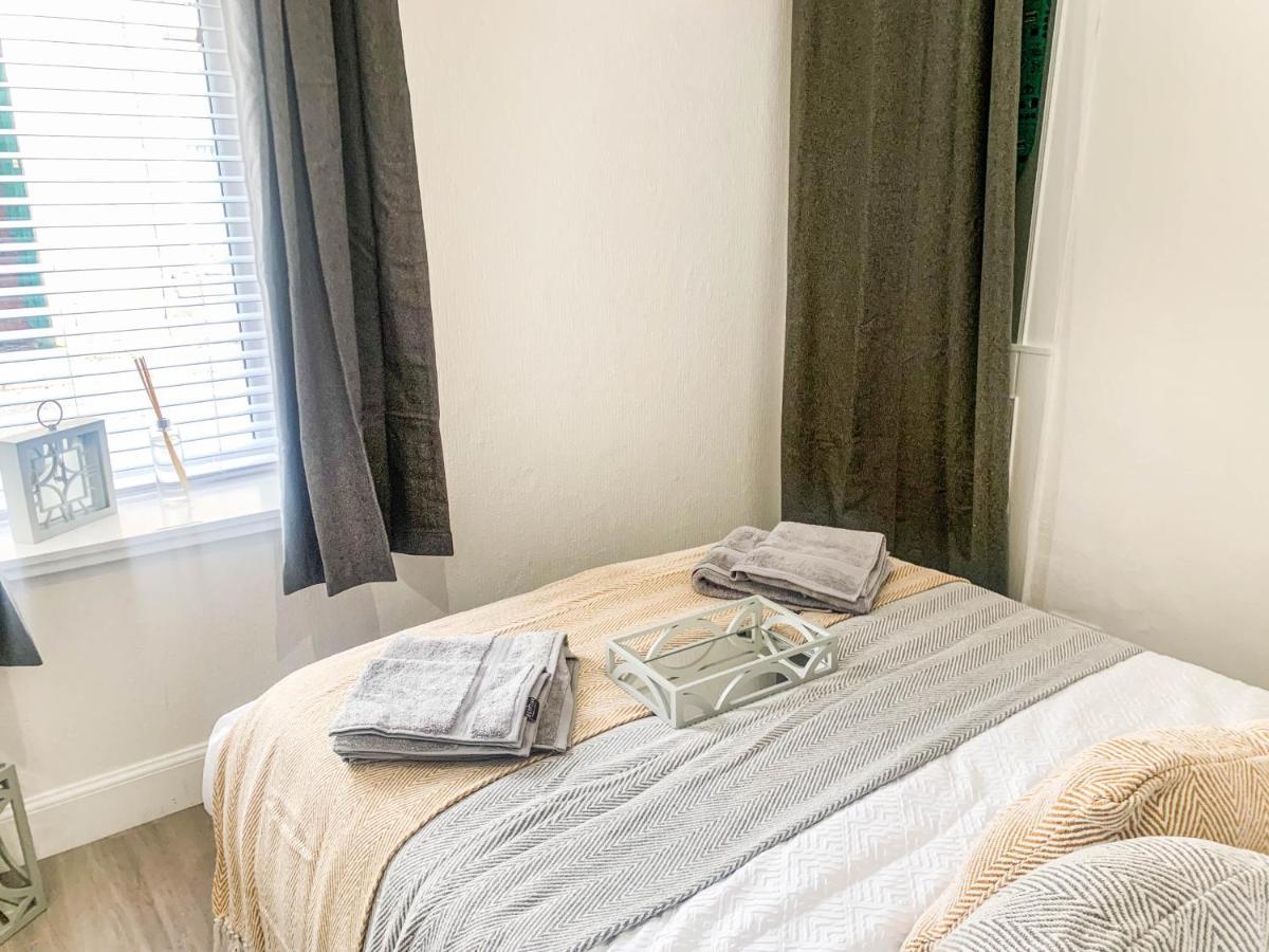 The Rosebery Retreat By The Castle 1-Bed Apartment Inverness Eksteriør bilde